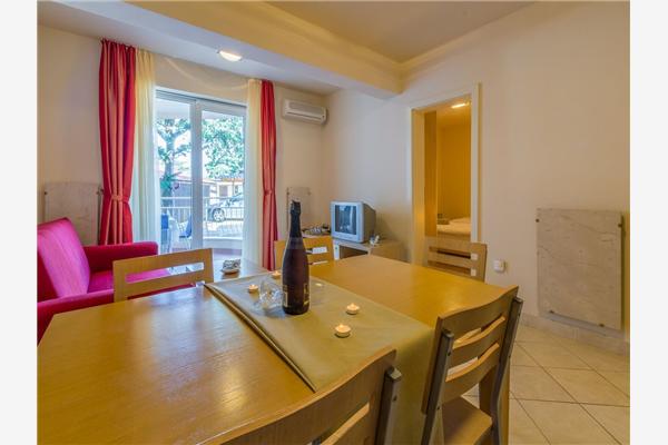 Apartment A1, for 6 persons