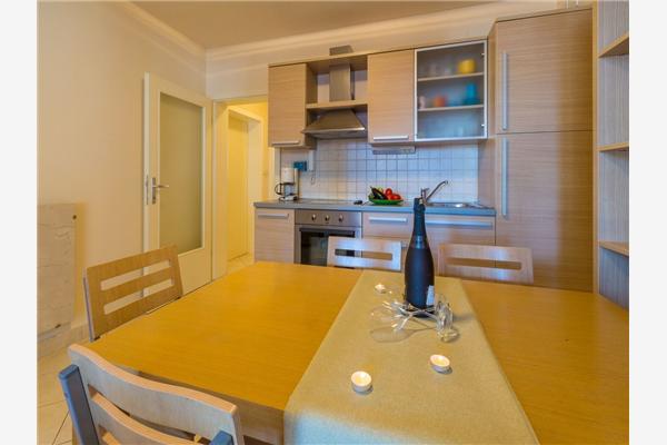 Apartment A1, for 6 persons