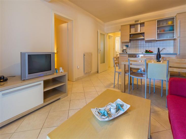 Apartment A1, for 6 persons