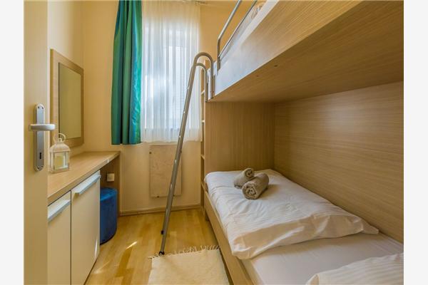 Apartment A2, for 6 persons