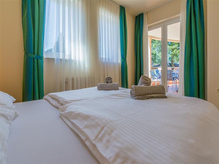 Apartment A2, for 6 persons