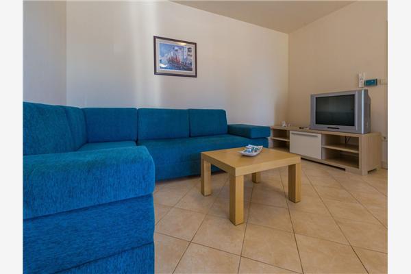 Apartment A2, for 6 persons