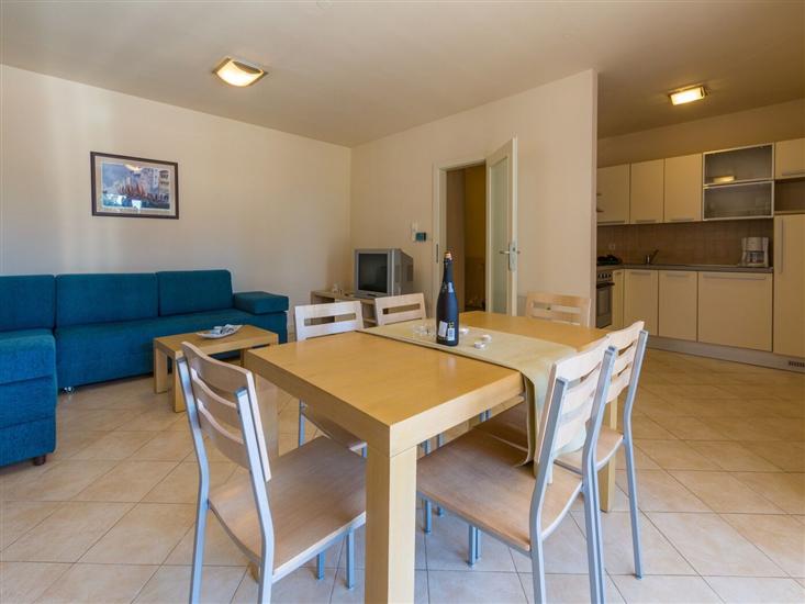 Apartment A2, for 6 persons