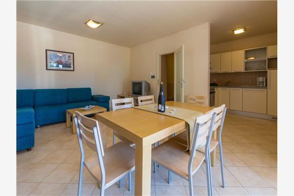 Apartment A2, for 6 persons
