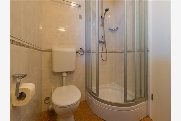 Apartment A3, for 6 persons