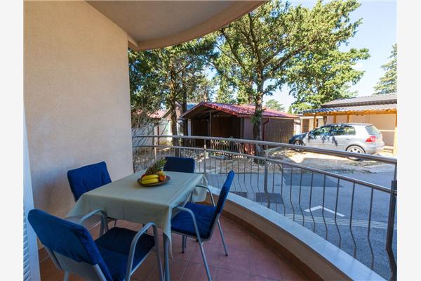 Apartment A3, for 6 persons