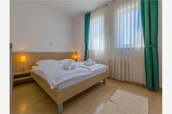 Apartment A4, for 6 persons
