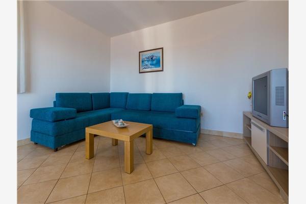 Apartment A4, for 6 persons