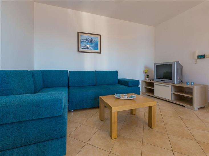 Apartment A4, for 6 persons