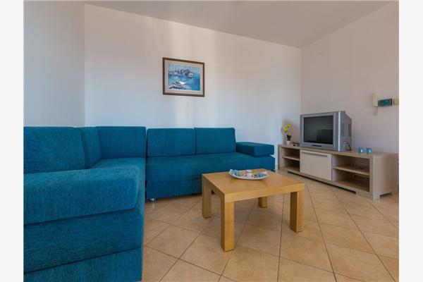 Apartment A4, for 6 persons