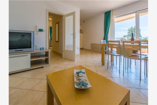 Apartment A4, for 6 persons