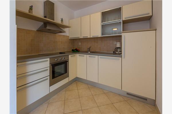 Apartment A4, for 6 persons