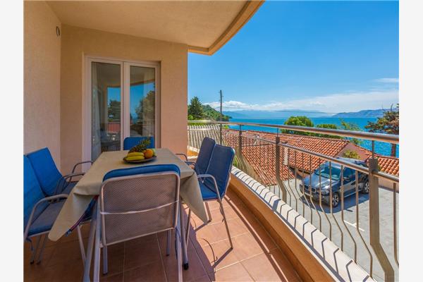 Apartment A4, for 6 persons