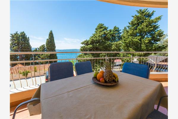 Apartment A4, for 6 persons