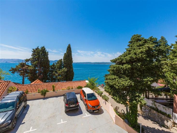 Apartment A4, for 6 persons