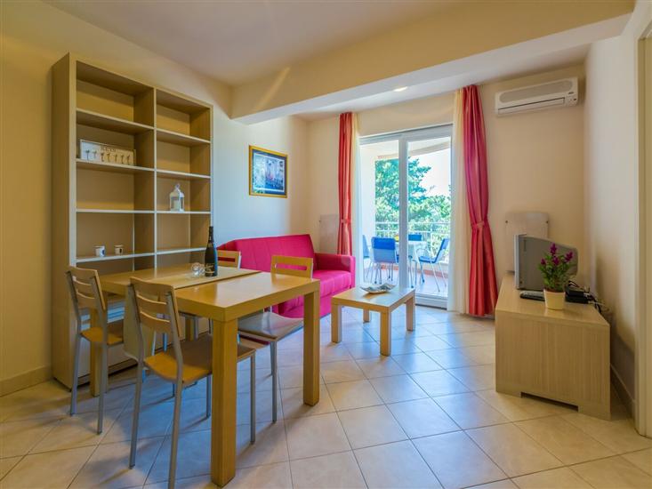 Apartment A5, for 6 persons