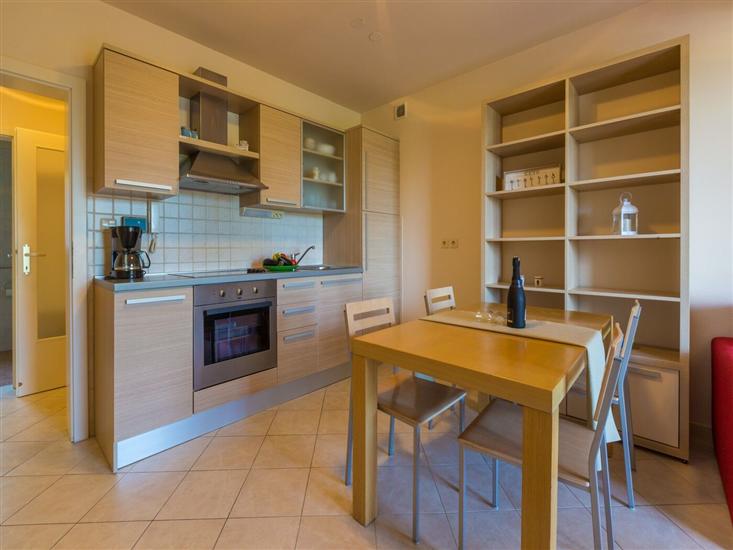 Apartment A5, for 6 persons