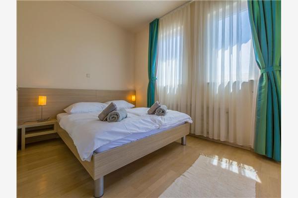 Apartment A6, for 6 persons