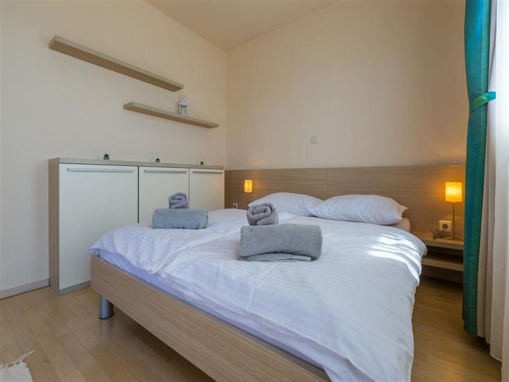 Apartment A6, for 6 persons