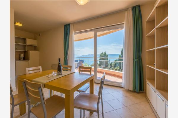 Apartment A6, for 6 persons