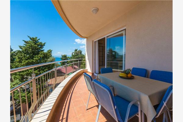 Apartment A6, for 6 persons