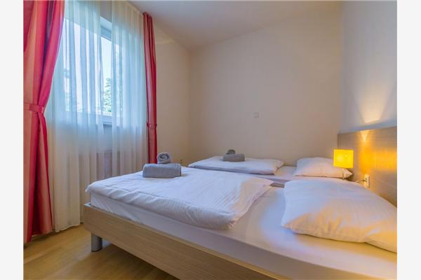 Apartment A7, for 6 persons