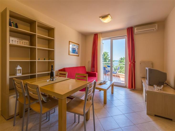 Apartment A7, for 6 persons