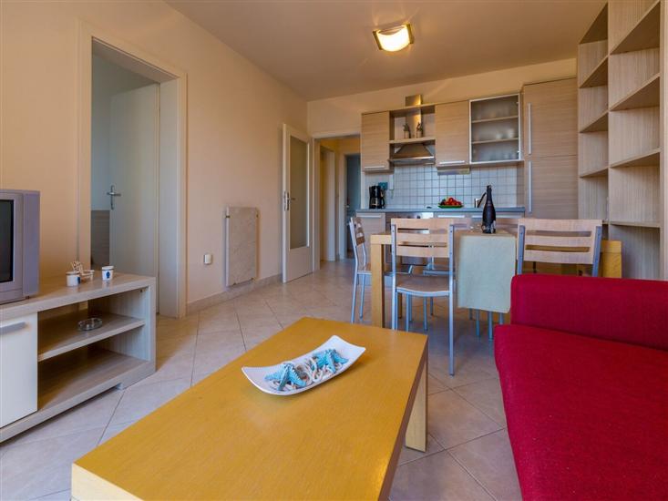 Apartment A7, for 6 persons