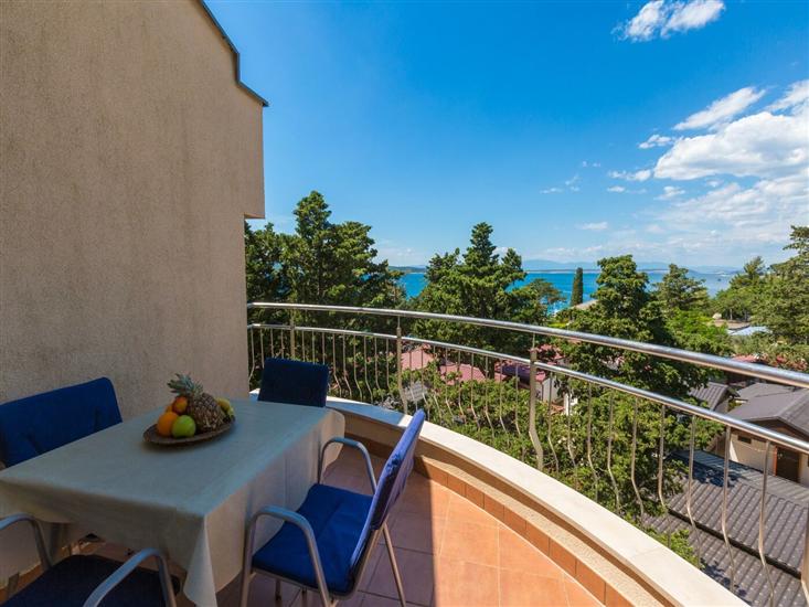 Apartment A7, for 6 persons