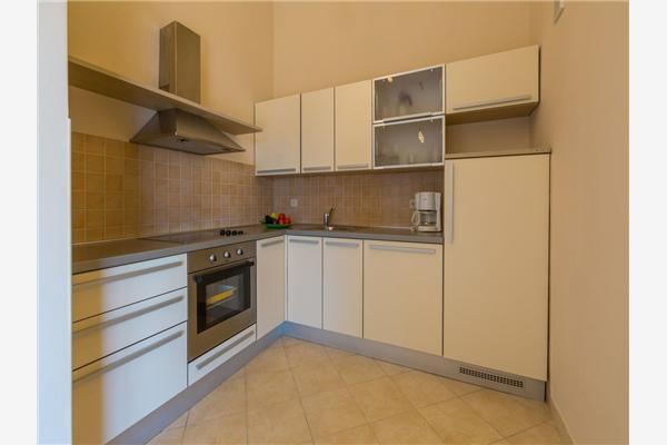 Apartment A8, for 6 persons