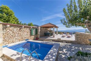 House - Bol - island Brac
