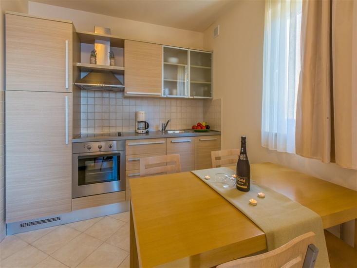 Apartment A10, for 4 persons