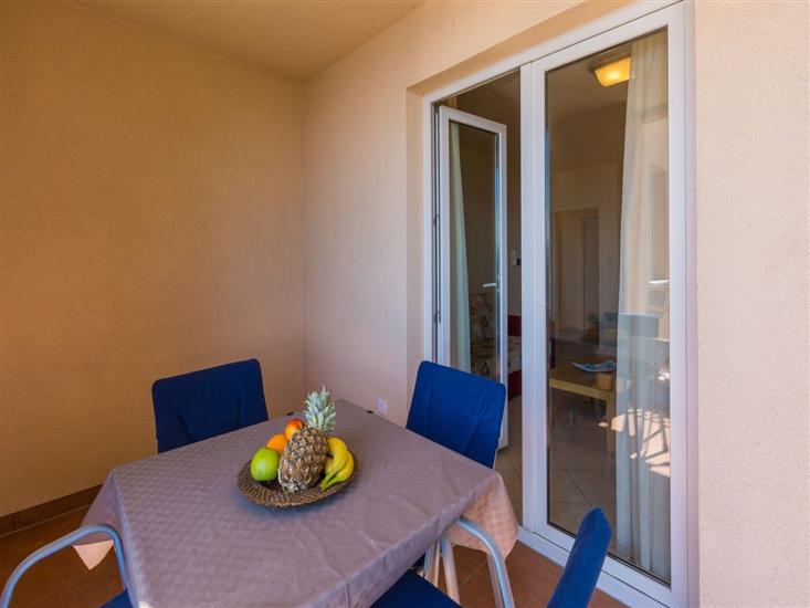 Apartment A10, for 4 persons