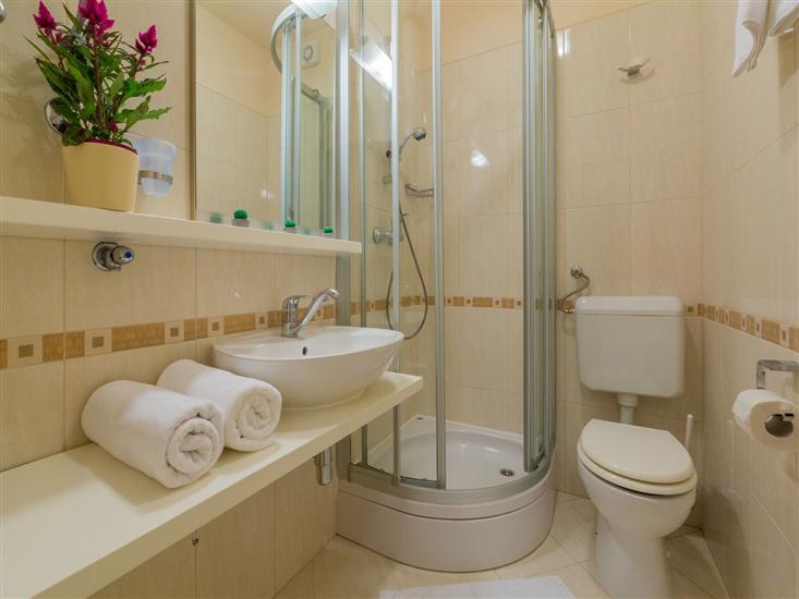 Apartment A11, for 4 persons