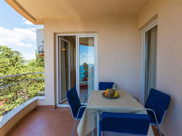 Apartment A11, for 4 persons