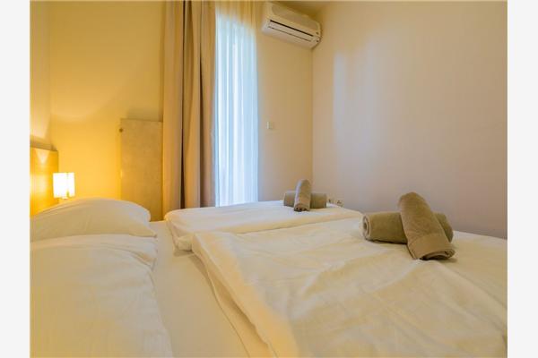 Apartment A12, for 4 persons