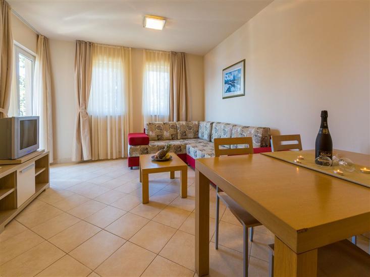 Apartment A12, for 4 persons