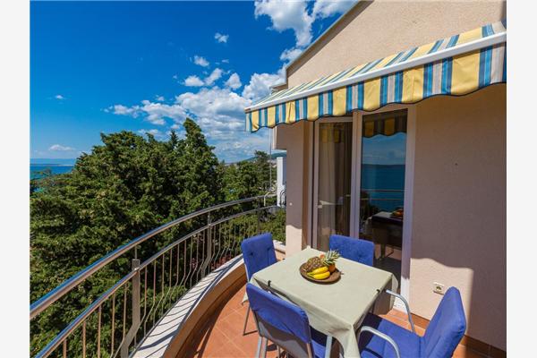 Apartment A12, for 4 persons