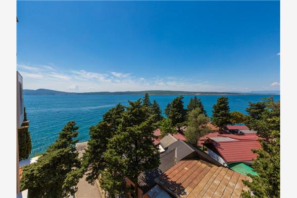 Apartment A12, for 4 persons