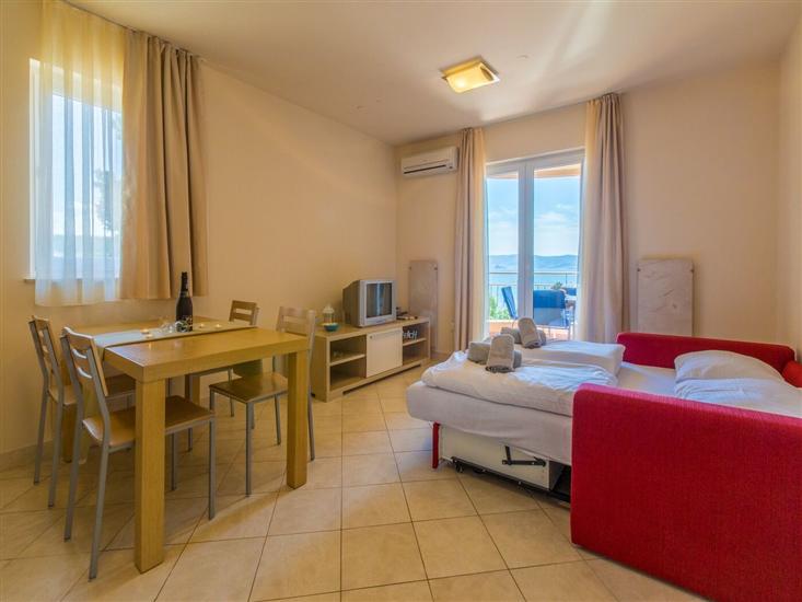 Apartment A14, for 4 persons