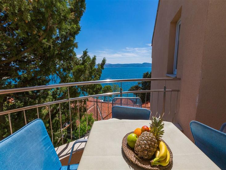 Apartment A14, for 4 persons