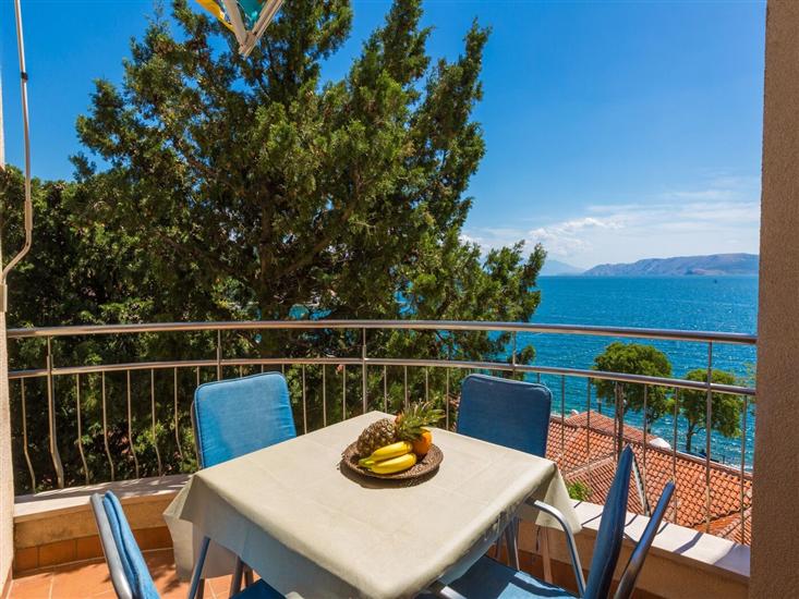 Apartment A14, for 4 persons