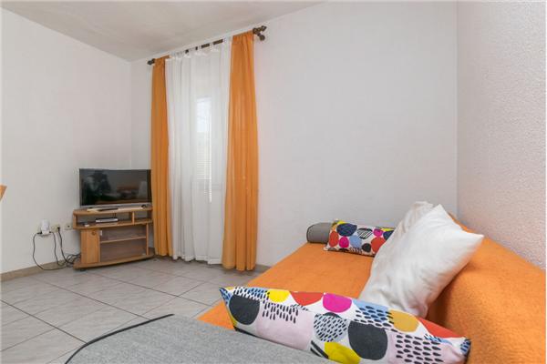 Apartment A1, for 6 persons