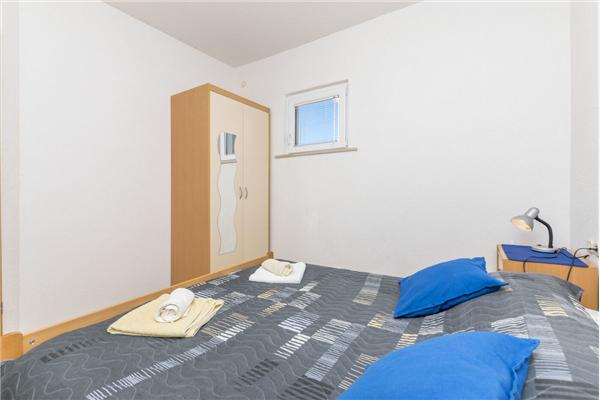 Apartment A1, for 6 persons