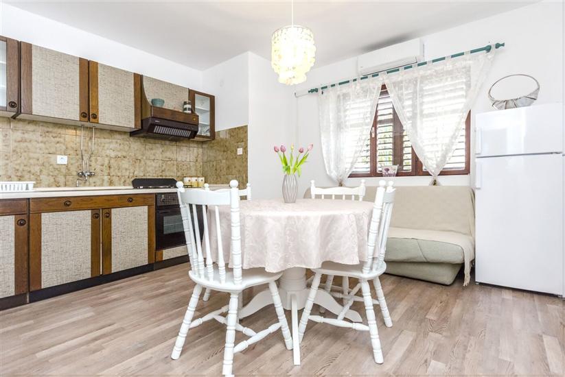 Lägenhet A2, för 6 personer