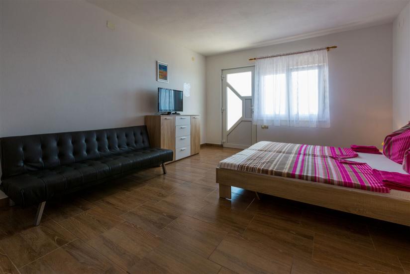 Apartment A2, for 2 persons