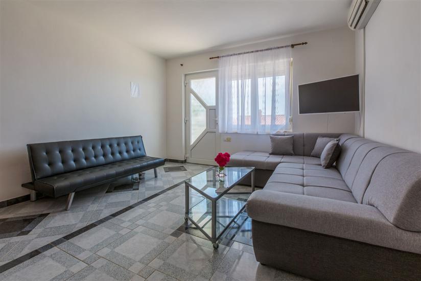 Apartment A5, for 2 persons