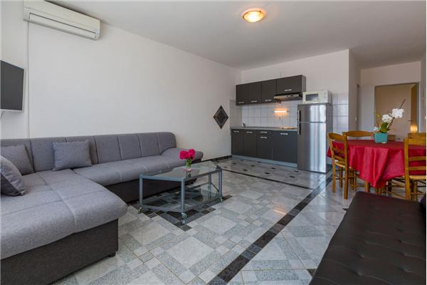 Apartment A5, for 2 persons