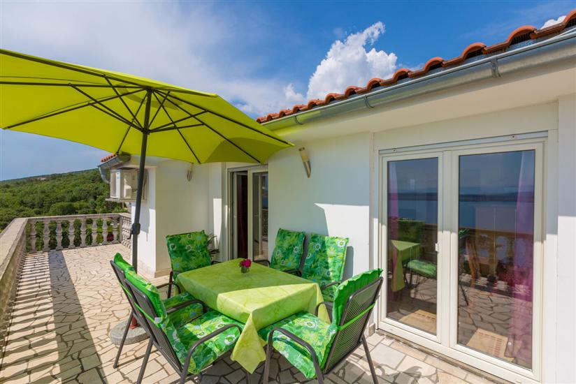 Apartment A6, for 4 persons