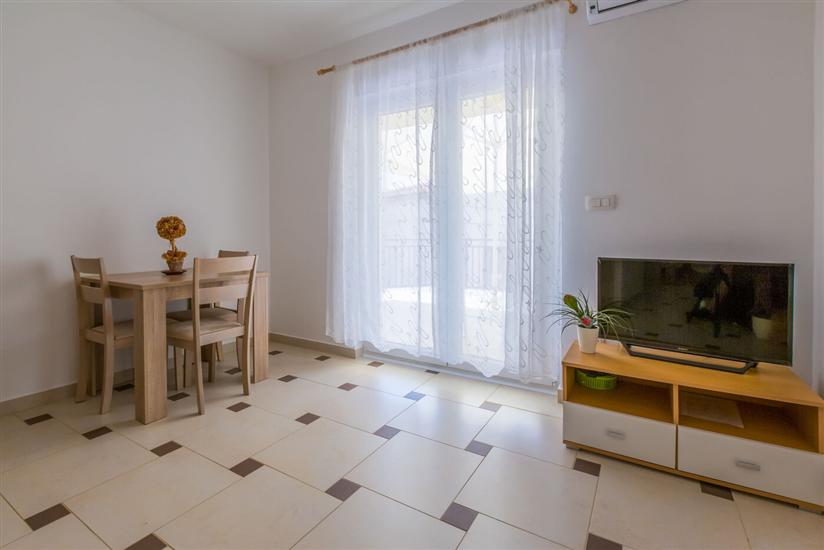 Apartment A7, for 2 persons